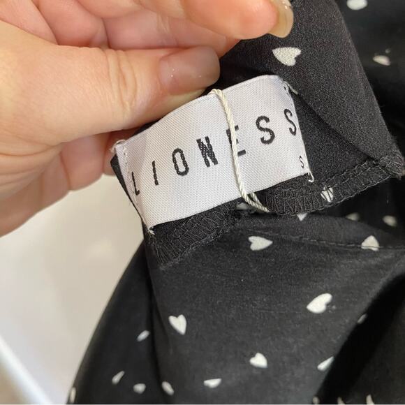 NWT Lioness String Along Mini Dress Black Heart Print Ruched Adjustable 4 - Picture 12 of 15